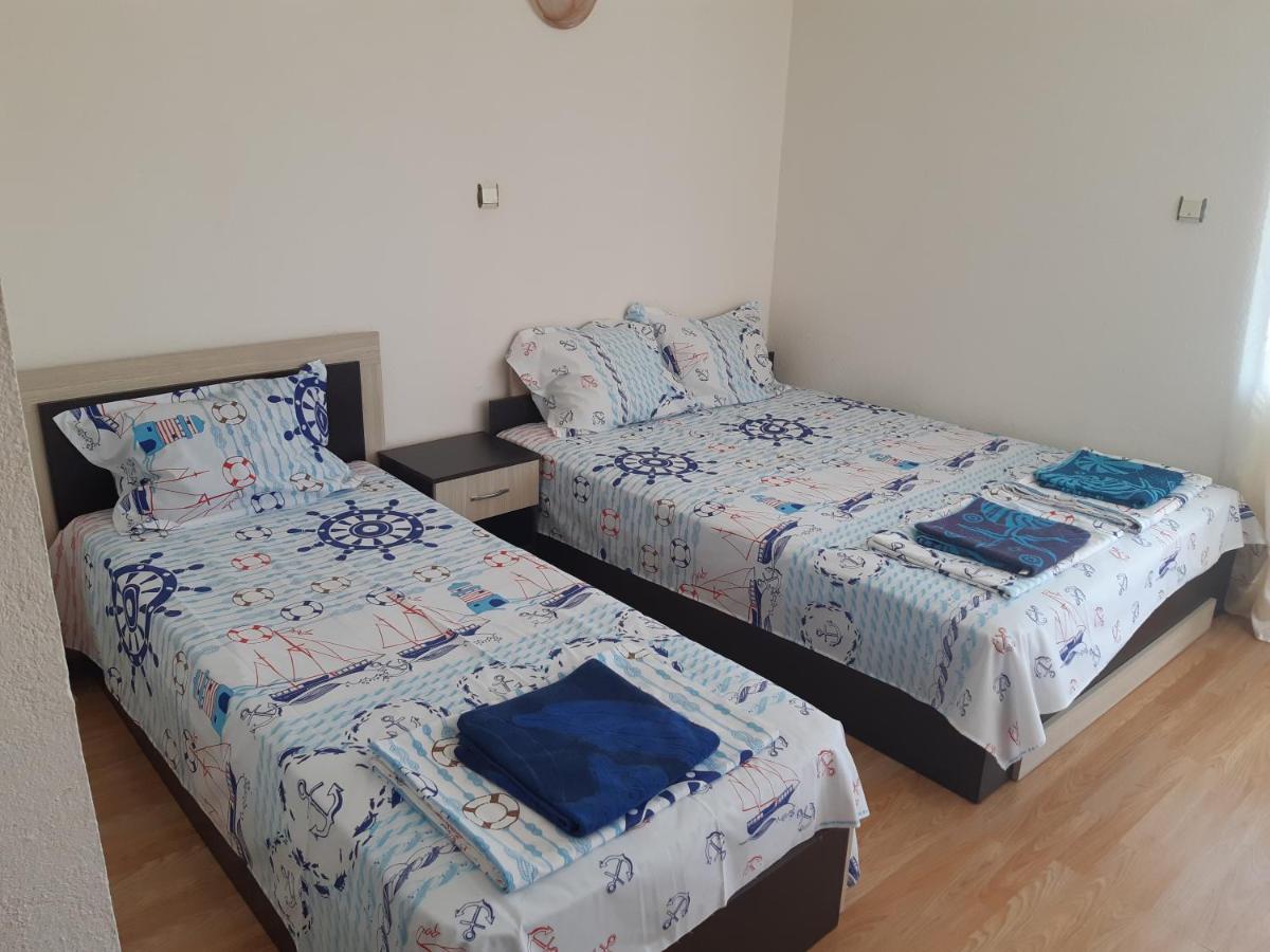 Kazlarov Guest House Kiten  Exterior foto