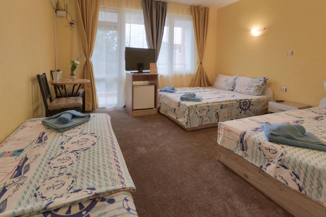 Kazlarov Guest House Kiten  Exterior foto