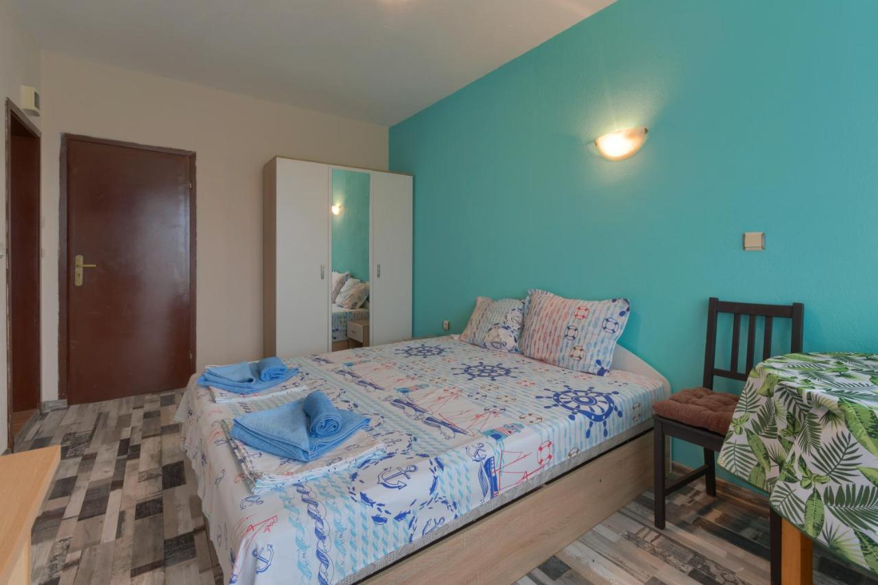 Kazlarov Guest House Kiten  Exterior foto