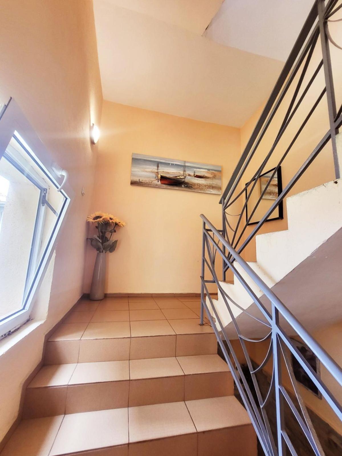 Kazlarov Guest House Kiten  Exterior foto